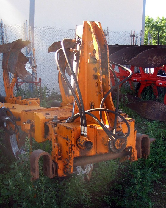 Charrue Huard 465