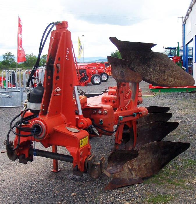 Charrue Kuhn MASTER120