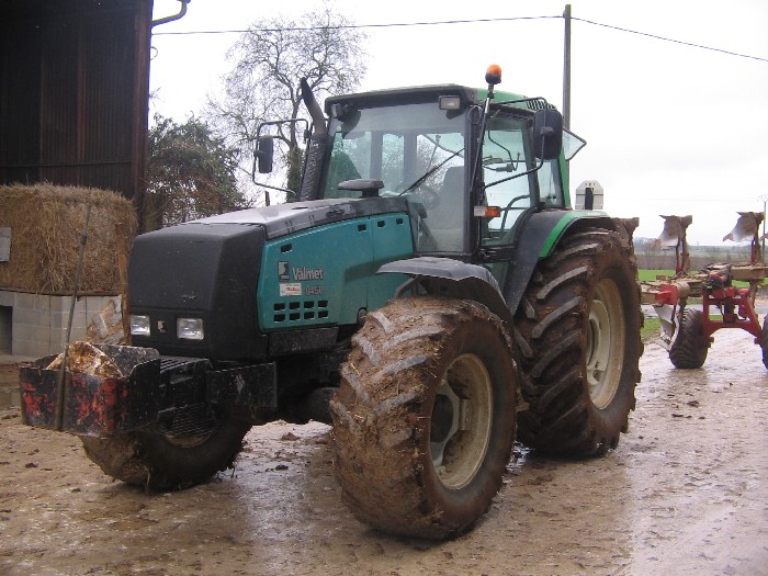 Tracteur agricole Valmet 8450