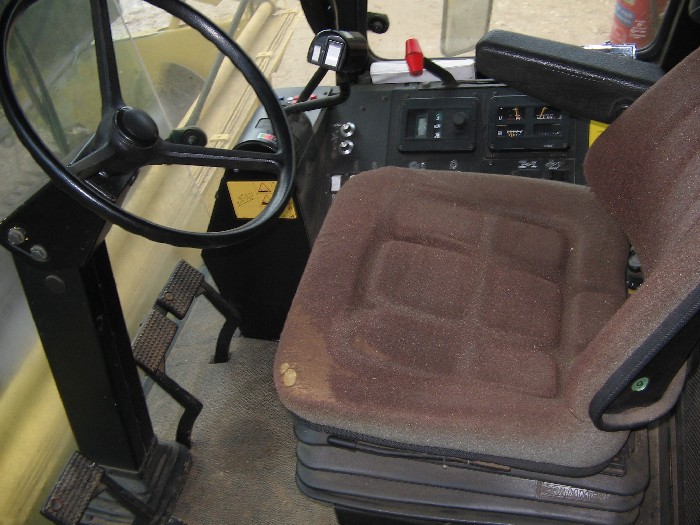 Moissonneuse Batteuse New Holland TX34