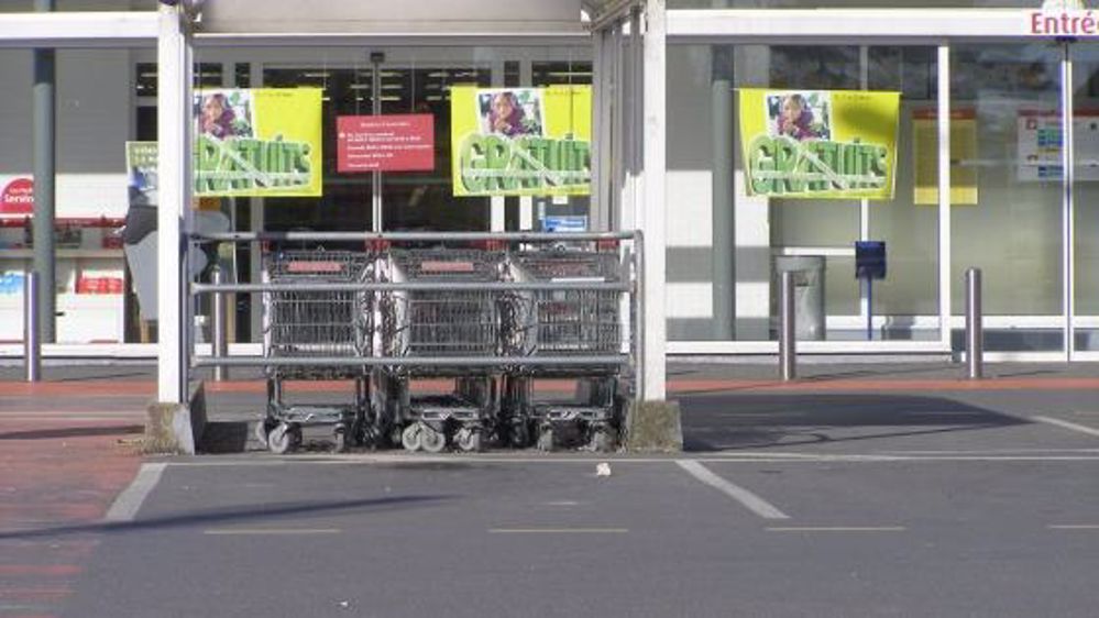 Face à l'exaspération des producteurs, S. Le Foll recevra les distributeurs