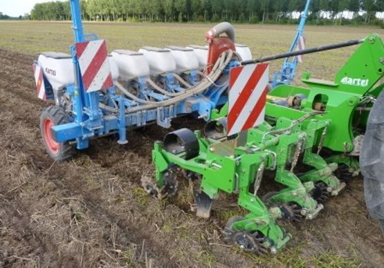 Combiné strip-till semoir