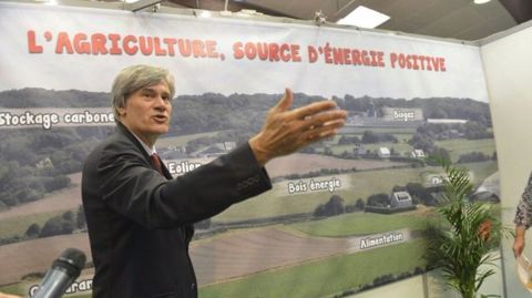 Stéphane Le Foll annonce trois mesures fiscales en faveur des agriculteurs Stéphane Le Foll annonce trois mesures fiscales en faveur des agriculteurs