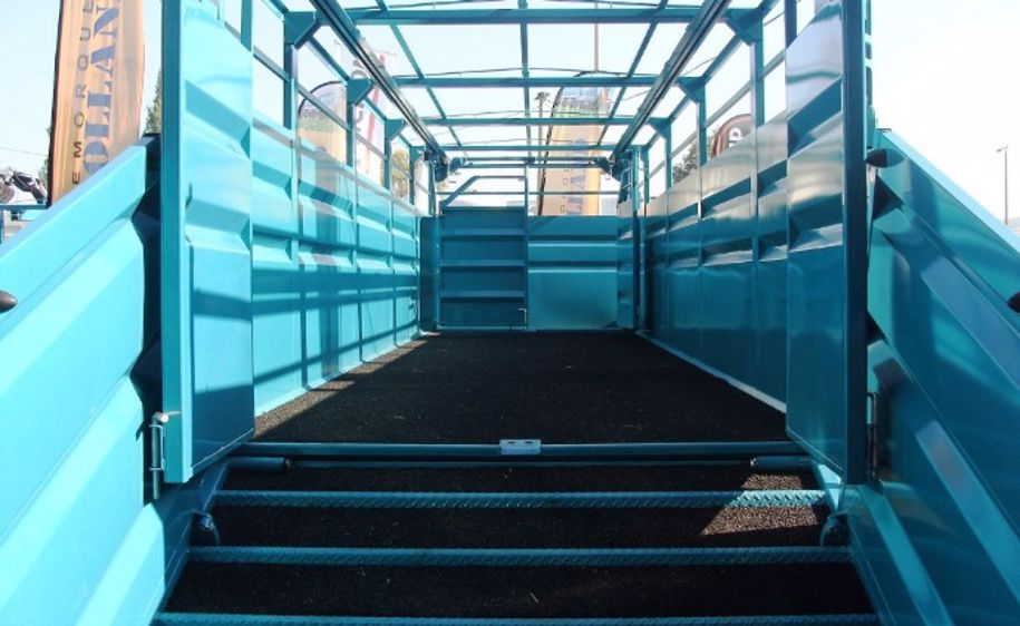 Rolland propose une remorque de 10 m de long