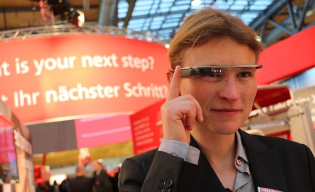 Lely innove en intégrant ses applis mobiles en version simplifiée sur Google Glass et Smart Watch.
