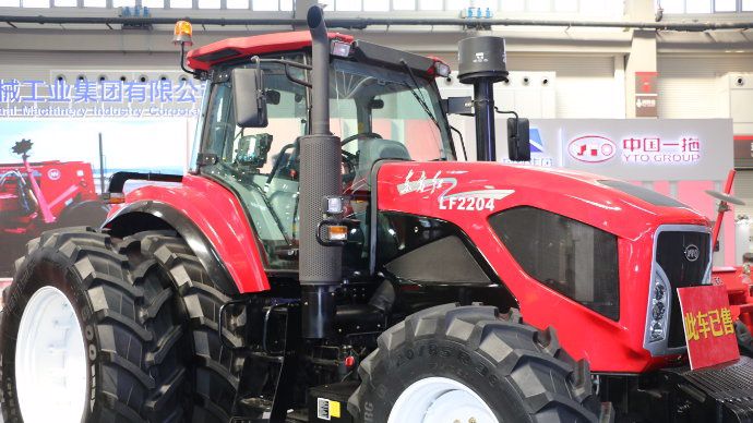 Tracteur LF2204 YTO