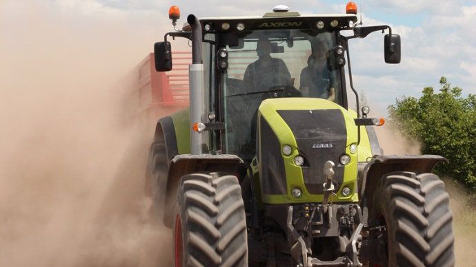 Claas Axion