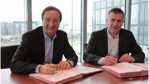 Damien Lacombe, président de la coopérative Sodiaal Union et Michel-Édouard Leclerc, président des centres E.Leclerc. (©Sodiaal/E Leclerc)