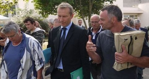 Lors de la première édition des RNDA, la Confédération paysanne avait reçu le soutien de Guillaume Garot, alors ministre de l'agroalimentaire. (©Terre-net Média)