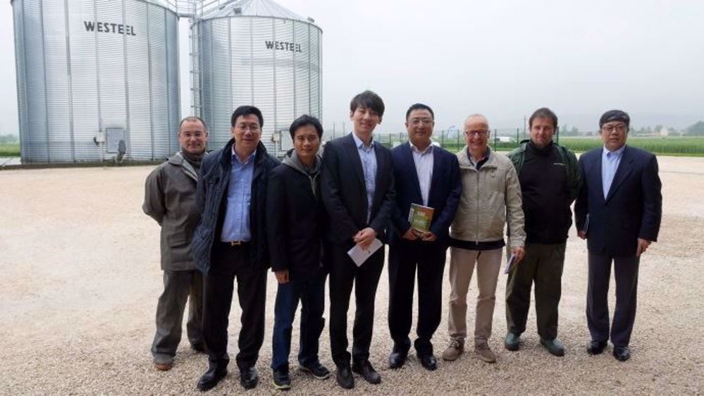 M. Shi Lei de la COFCO, M. Wang Zuojun de Dalian Xingze Malt Processing, M. Guo Dezhi de Crowton International Grain Ltd et M. Li de France Export Céréales Pékin ont été accueillis par Eric Grimonpont (Cérévia), Loïc Haffner et Philippe Rozat du service technique Damier Vert de Dijon Céréales. (©Cérévia)