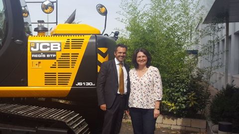 Sonia Dubes, présidente de Normandie Manutention et Jean-Baptiste Dubois, directeur général de Régis BTP. (©JCB) Sonia Dubes, présidente de Normandie Manutention et Jean-Baptiste Dubois, directeur général de Régis BTP. (©JCB)