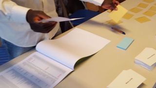 À deux heures de la fermeture des bureaux de vote (à trois heures pour les grandes villes), la participation s'annonce comme l'une des deux plus faibles de la Ve république. (© Terre-net Média) À deux heures de la fermeture des bureaux de vote (à trois heures pour les grandes villes), la participation s'annonce comme l'une des deux plus faibles de la Ve république. (© Terre-net Média)