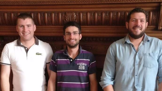 De gauche à droite, Baptiste Gattouillat, Raphaël Louison et Nicolas Sarthou, tous trois rapporteurs du document d'orientation présenté au congrès de Jeunes agriculteurs à Dunkerque sur la gestion des risques.