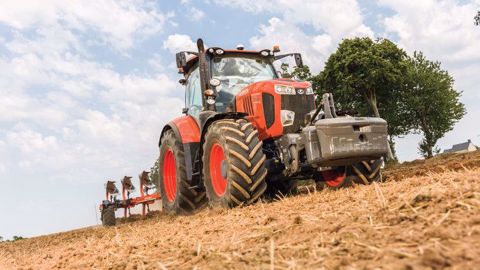 Kubota M7002, le dernier né de l'usine de Dunkerque. (©Kubota) Kubota M7002, le dernier né de l'usine de Dunkerque. (©Kubota)