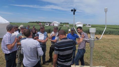 En juin, la coopérative Interface Céréales a présenté la station météo connectée Météus à ses adhérents. (©Terre-net Média)