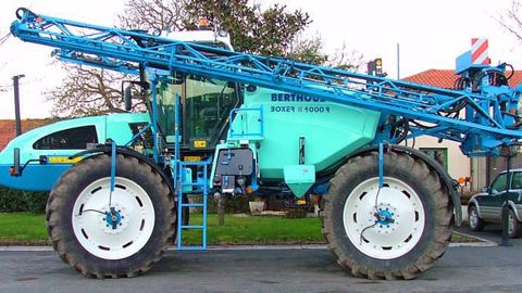 Pulvérisateurs, tracteurs, remorques...tous les véhicules peuvent être équipés d'un système de télégonflage. (©Téléflow) Pulvérisateurs, tracteurs, remorques...tous les véhicules peuvent être équipés d'un système de télégonflage. (©Téléflow)