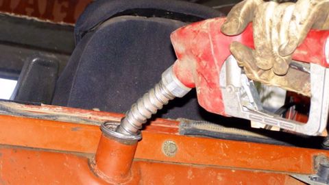 Terre-net met à disposition son outil de calcul du volume de carburant restant dans votre cuve. Pratique pour ceux qui n'ont pas de jauge ou de compteur volumétrique ! (©Terre-net Média) 