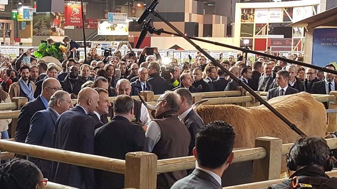 Emmanuel Macron lors de sa visite au Salon de l'agriculture en 2018