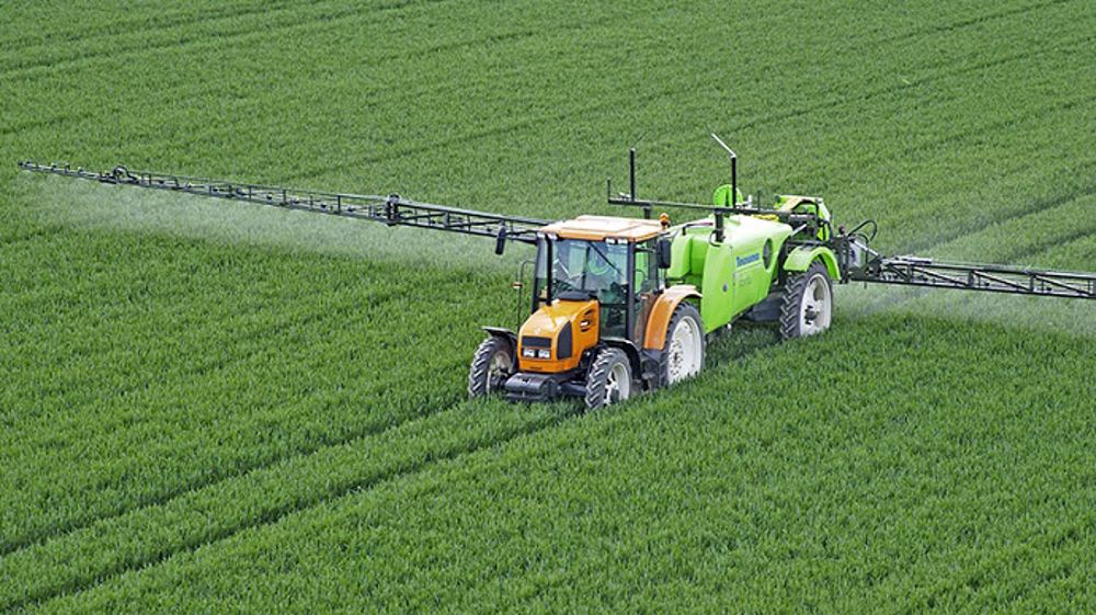 Attention aux délais avant récolte des produits utilisés en cas de désherbage de rattrapage après le stade 2 nœuds des céréales. (©Arvalis-Institut du végétal)