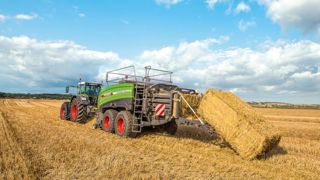 Les presses Squadra de Fendt identifient chaque balle grâce à des puces RFID dans le fil de liage. (©Fendt) Les presses Squadra de Fendt identifient chaque balle grâce à des puces RFID dans le fil de liage. (©Fendt)