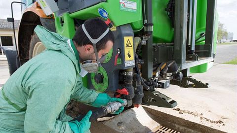 Une bouillie avec une dose de soufre est plus difficile à homogénéiser que les produits de synthèse habituellement utilisés. (©Arvalis-Institut du végétal)