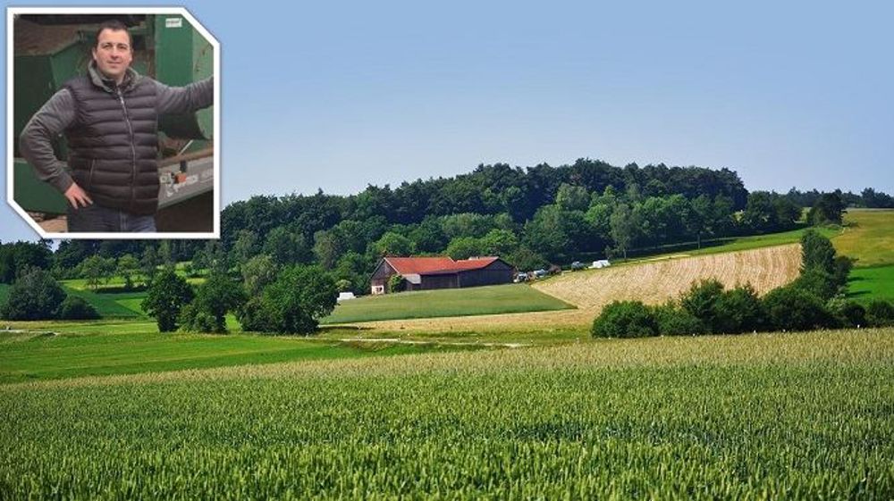 Convaincu « que la matière organique améliore le fonctionnement des sols », Frédéric Quiclet a développé en 2003 une activité de compostage. (©Trame/Pixabay/Création Terre-net Média)