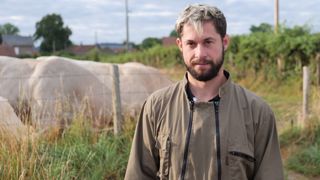 C. Mazet, éleveur (63) : « Une activité de bœuf à la broche en plus des colis » C. Mazet, éleveur (63) : « Une activité de bœuf à la broche en plus des colis »