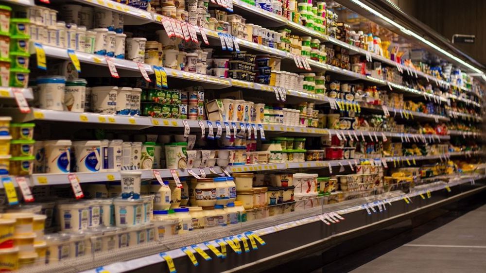 Le 1er mars est la date butoir des négociations commerciales. (©<a href="https://pixabay.com/fr/photos/supermarch%c3%a9-%c3%a9tag%c3%a8re-se-brouiller-4052658/" target="_blank">Squirrel photos/Pixabay</a>)