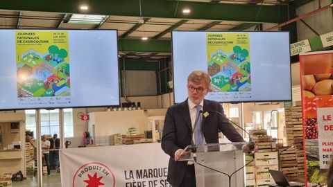 Marc Fesneau a annoncé le lancement de la 3e édition des Journées nationales de l'agriculture, le 16 juin 2023 à Rungis (94). Marc Fesneau a annoncé le lancement de la 3e édition des Journées nationales de l'agriculture, le 16 juin 2023 à Rungis (94).