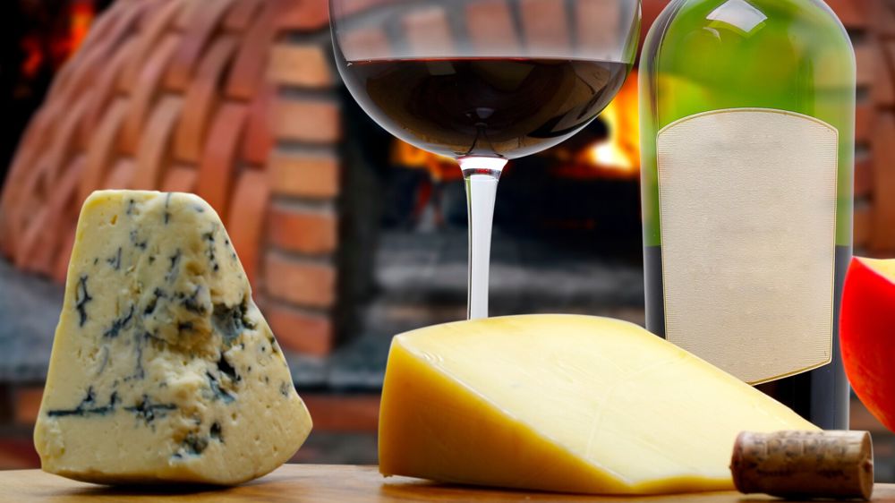 Nature morte vin et fromage