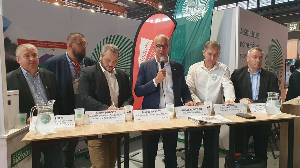 Les leaders de la FNSEA et de Jeunes agriculteurs au Sommet de l'élevage mercredi 4 octobre 2023