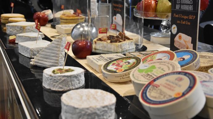 Moins d'achats mais pas moins d'acheteurs pour les produits laitiers AOP et des modes de consommation en évolution.