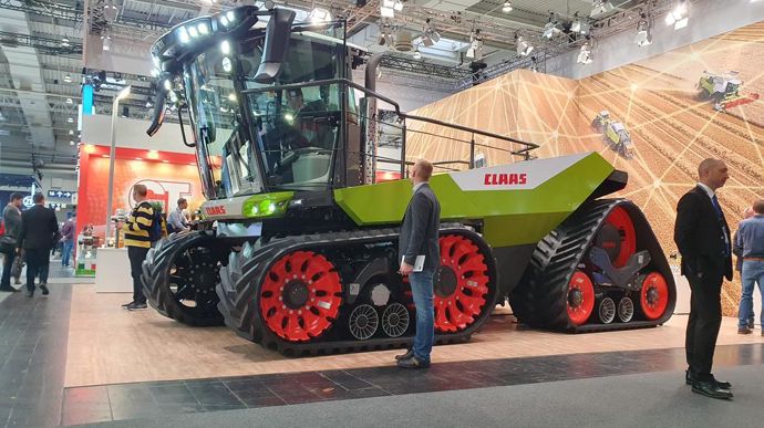 Avec tous les composants disponibles à l'unité chez Claas, vous pouvez vous construire cela...
