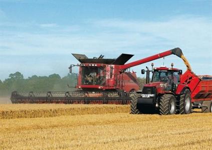 Sima 2011 - Case Ih : dispositif de synchronisation automatique de deux véhicules, le V2V - Médaille d'or Sima innovation awards