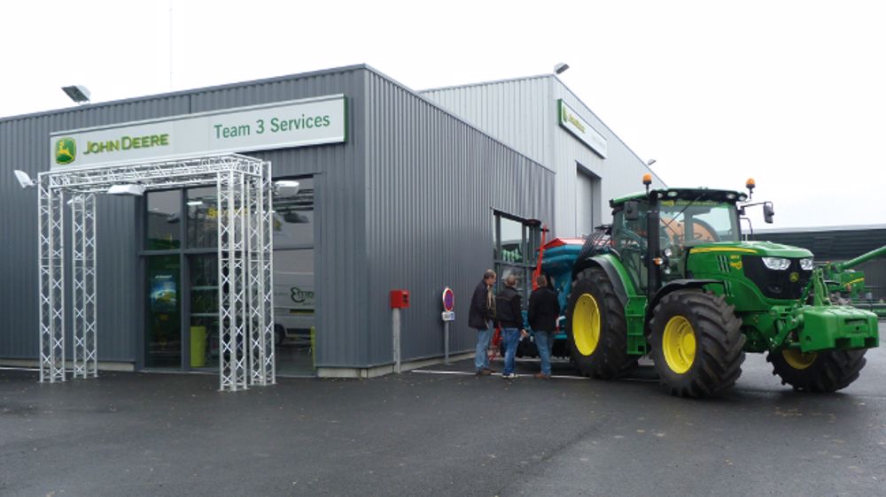 Team 3 Services investit son nouveau siège Team 3 Services investit son nouveau siège