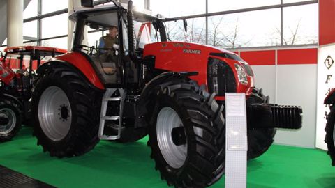 10 bougies pour le tractoriste polonais 10 bougies pour le tractoriste polonais