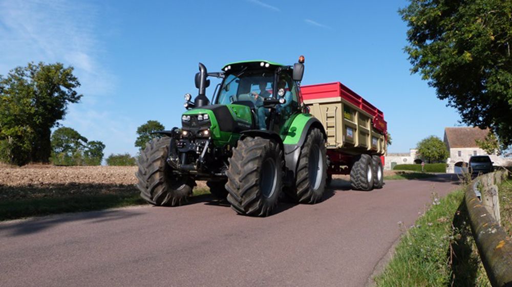 Vidéo : l'Agrotron 6140.4 TTV à l'essai en Normandie Vidéo : l'Agrotron 6140.4 TTV à l'essai en Normandie