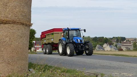 Vidéo : La transmission AutoCommand du tracteur New Holland T6.150 à l'épreuve Vidéo : La transmission AutoCommand du tracteur New Holland T6.150 à l'épreuve
