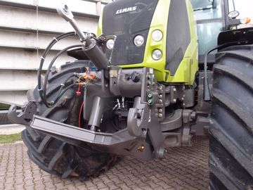 Un relevage Laforge pour les gros Claas Un relevage Laforge pour les gros Claas