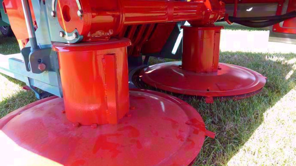 La coupe animée hydrauliquement