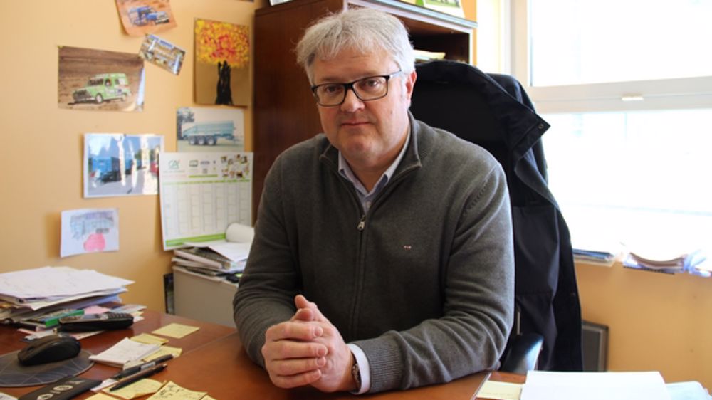 Loi Macron prorogée, commandes de bennes reportées !