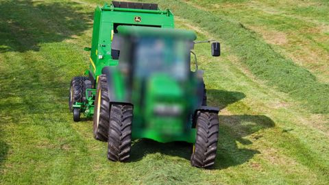 John Deere va dévoiler une nouvelle gamme Premium de tracteurs série 5 John Deere va dévoiler une nouvelle gamme Premium de tracteurs série 5