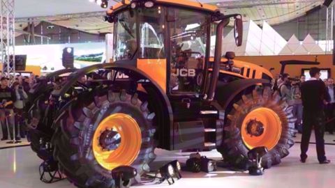 JCB Un Fastrac version 4000 JCB Un Fastrac version 4000