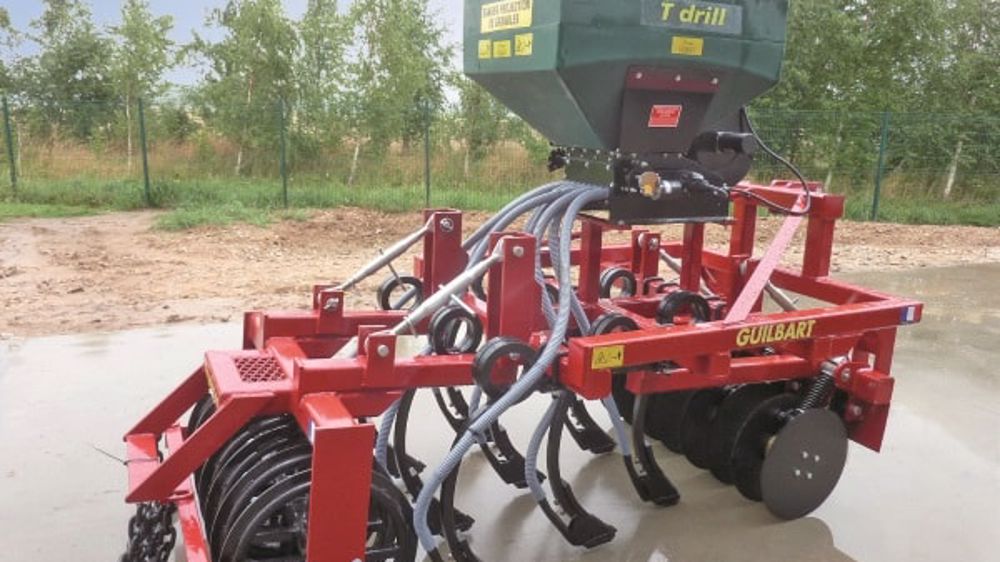 Guilbart: Un T drill pour la vigne Guilbart: Un T drill pour la vigne
