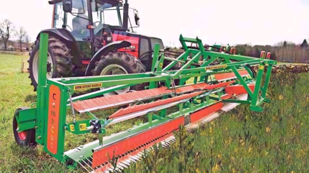 Stecomat: Le CombCut à l'assaut des mauvaises herbes Stecomat: Le CombCut à l'assaut des mauvaises herbes