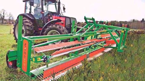 Stecomat: Le CombCut à l'assaut des mauvaises herbes Stecomat: Le CombCut à l'assaut des mauvaises herbes