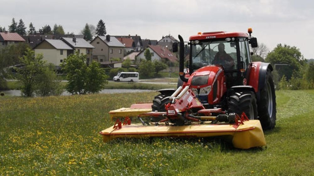 Zetor prend la route Zetor prend la route