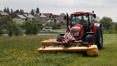 Zetor prend la route Zetor prend la route