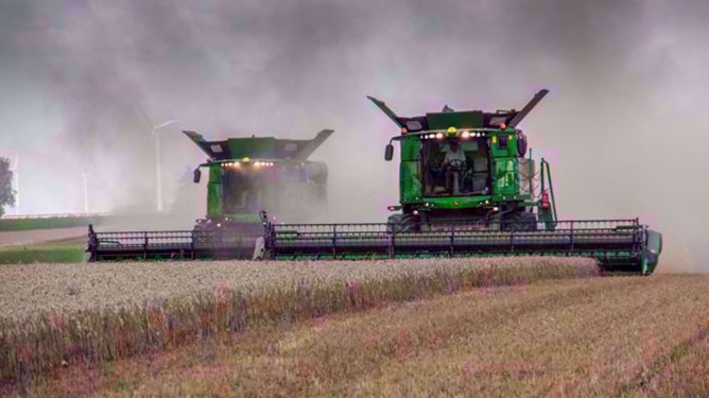 Vidéo : découvrez les Nouvelles John Deere S700 en plaine champenoise Vidéo : découvrez les Nouvelles John Deere S700 en plaine champenoise