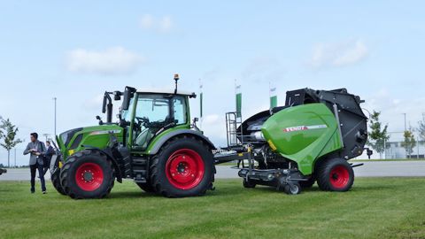 Des presses Lely aux couleurs Fendt Des presses Lely aux couleurs Fendt